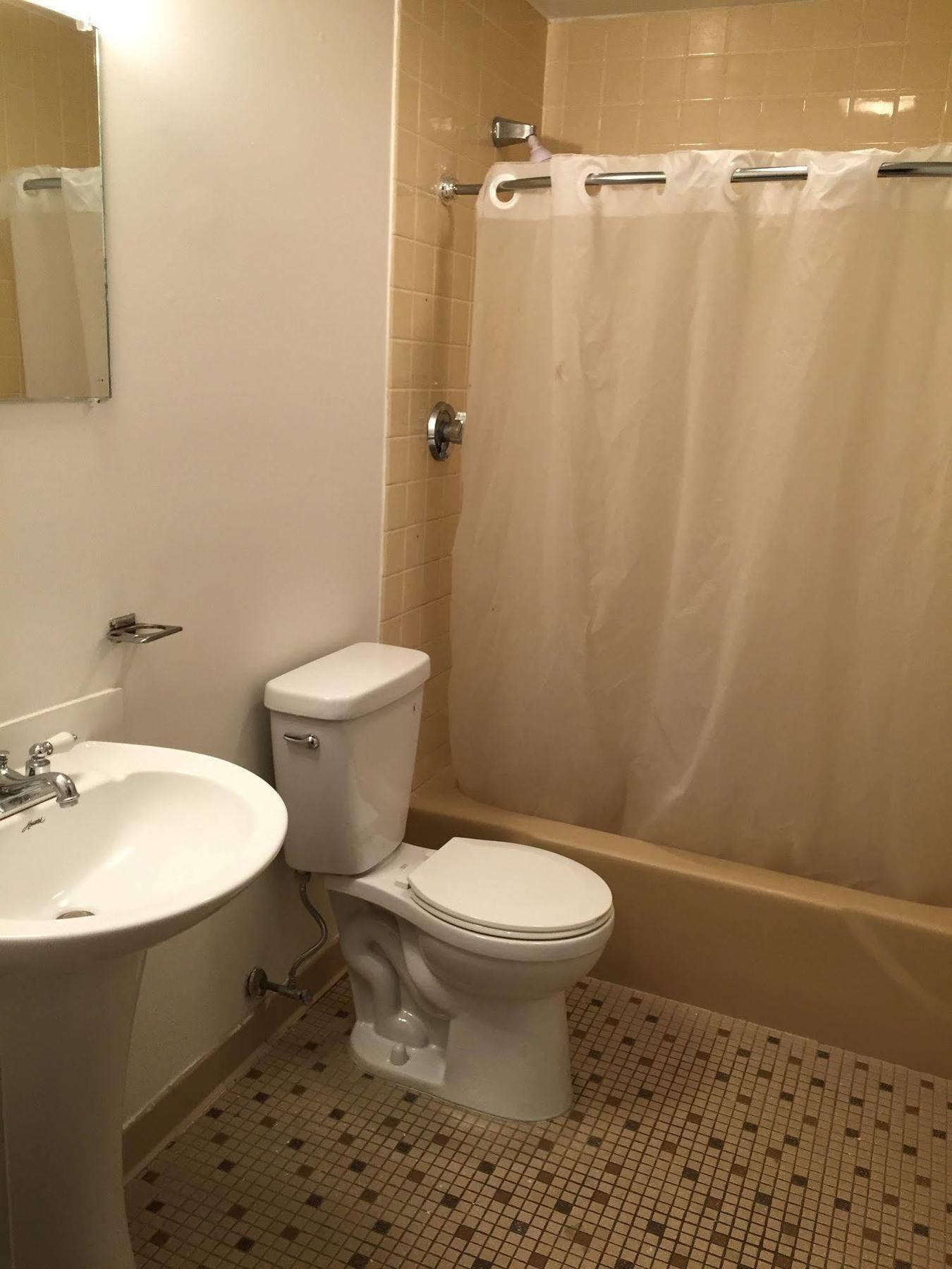 Iron Horse Inn 新普斯伯里 外观 照片